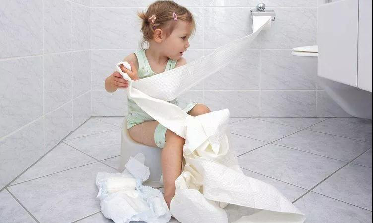 �ɶ�С����к