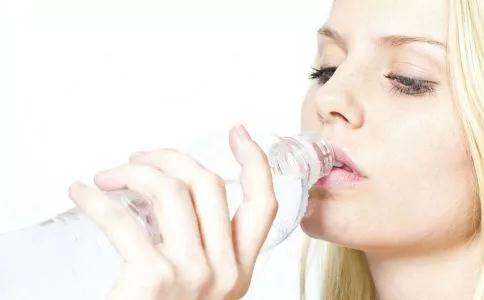 �ɶ��＾����