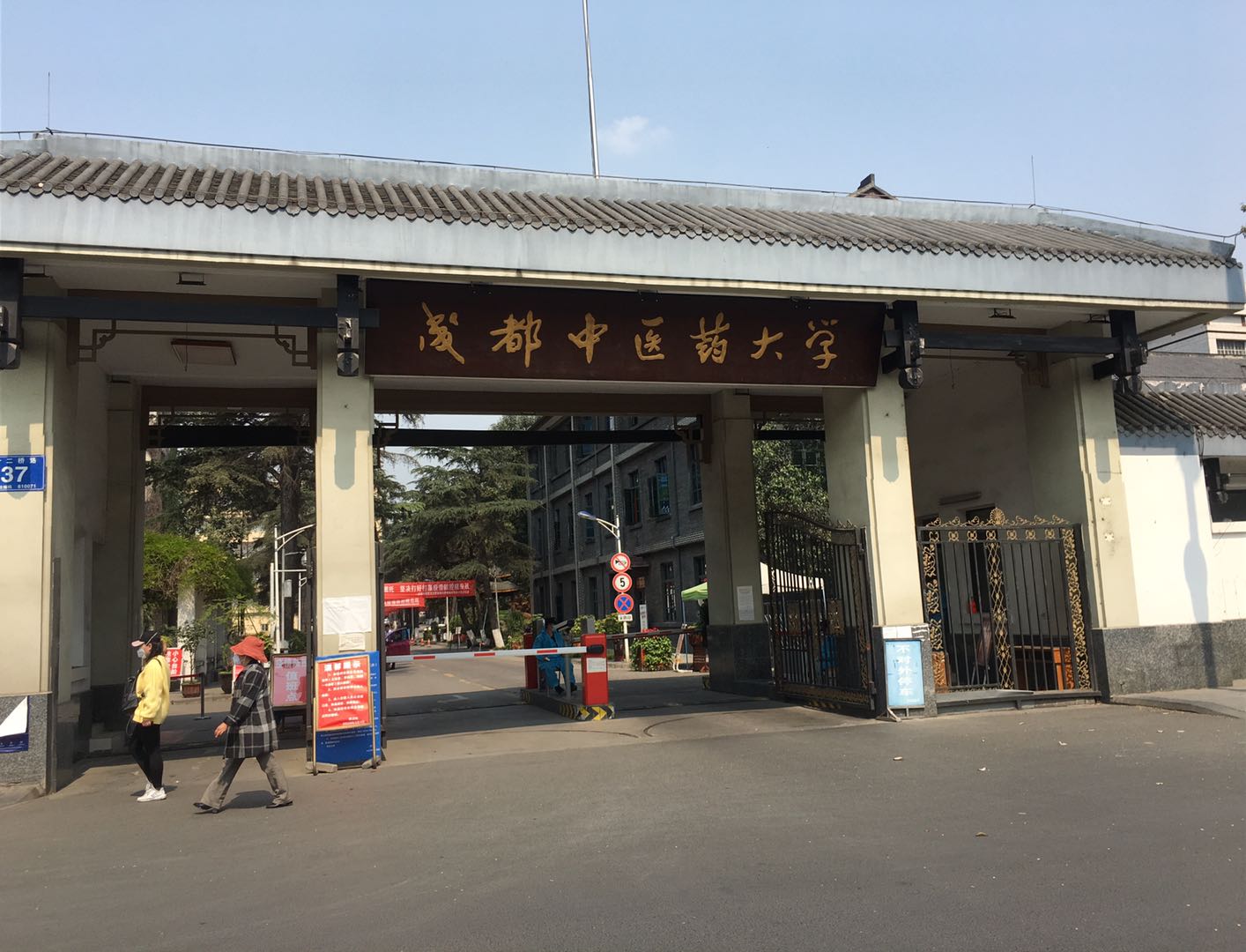 �ɶ����󿵸���ѵ�ļҺã�___�ɶ���骲�����ѵ